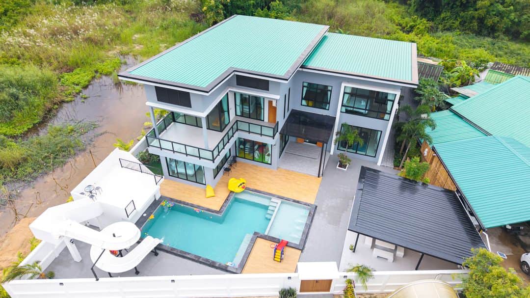 Mushroom poolvilla