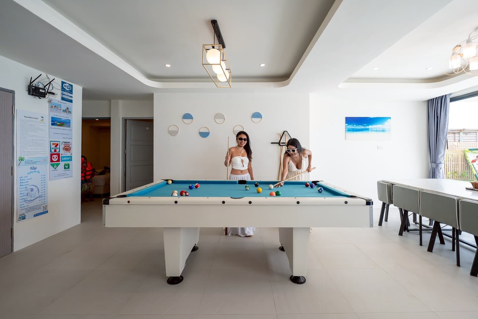 Pailay Beachfront Villa cha-am 28