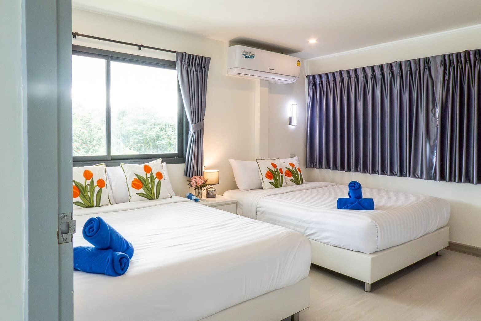 Pailay Beachfront Villa cha-am 16