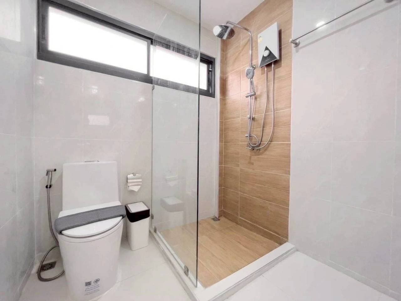 Pailay Beachfront Villa cha-am 23