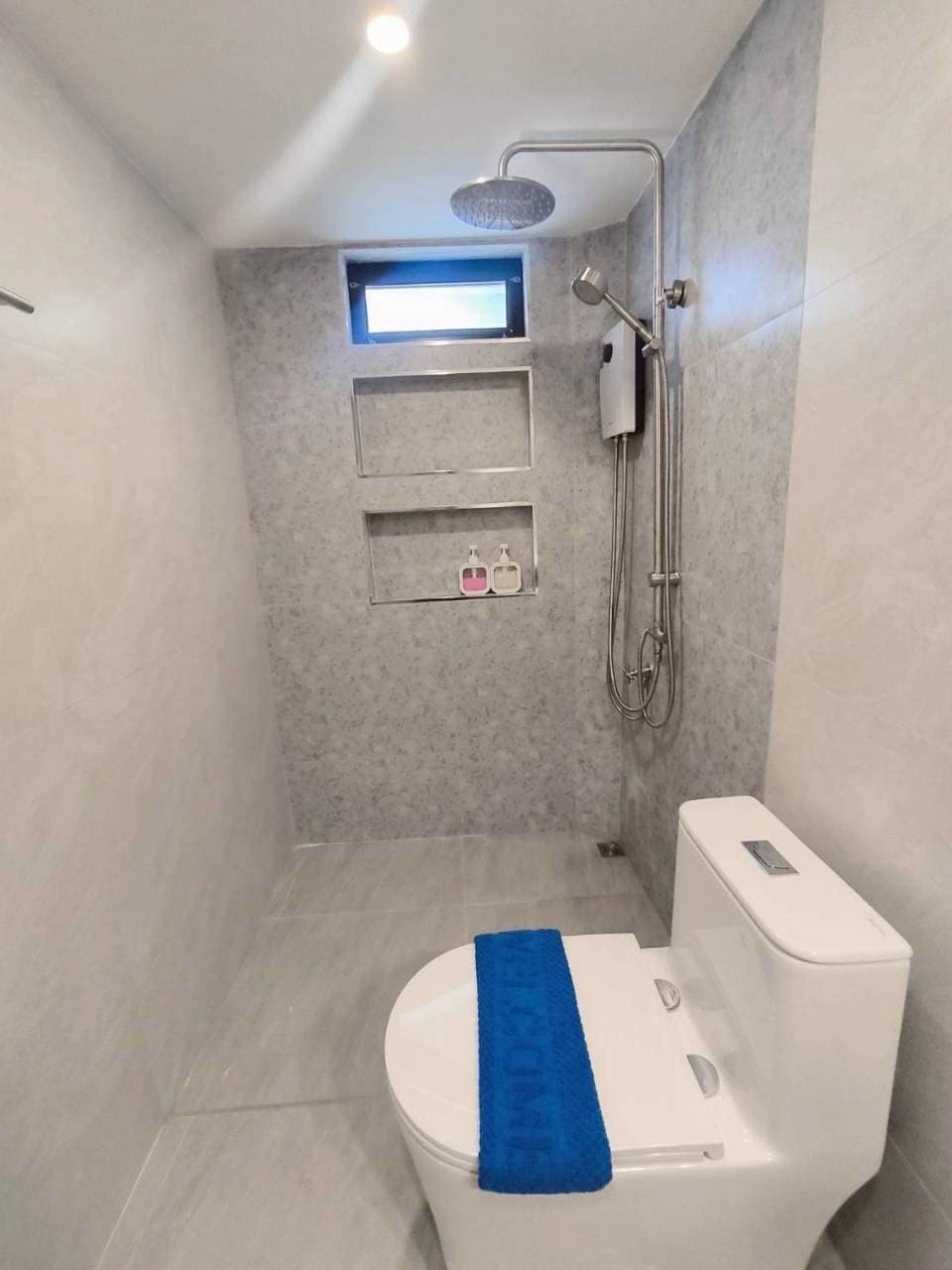 Pailay Beachfront Villa cha-am 24