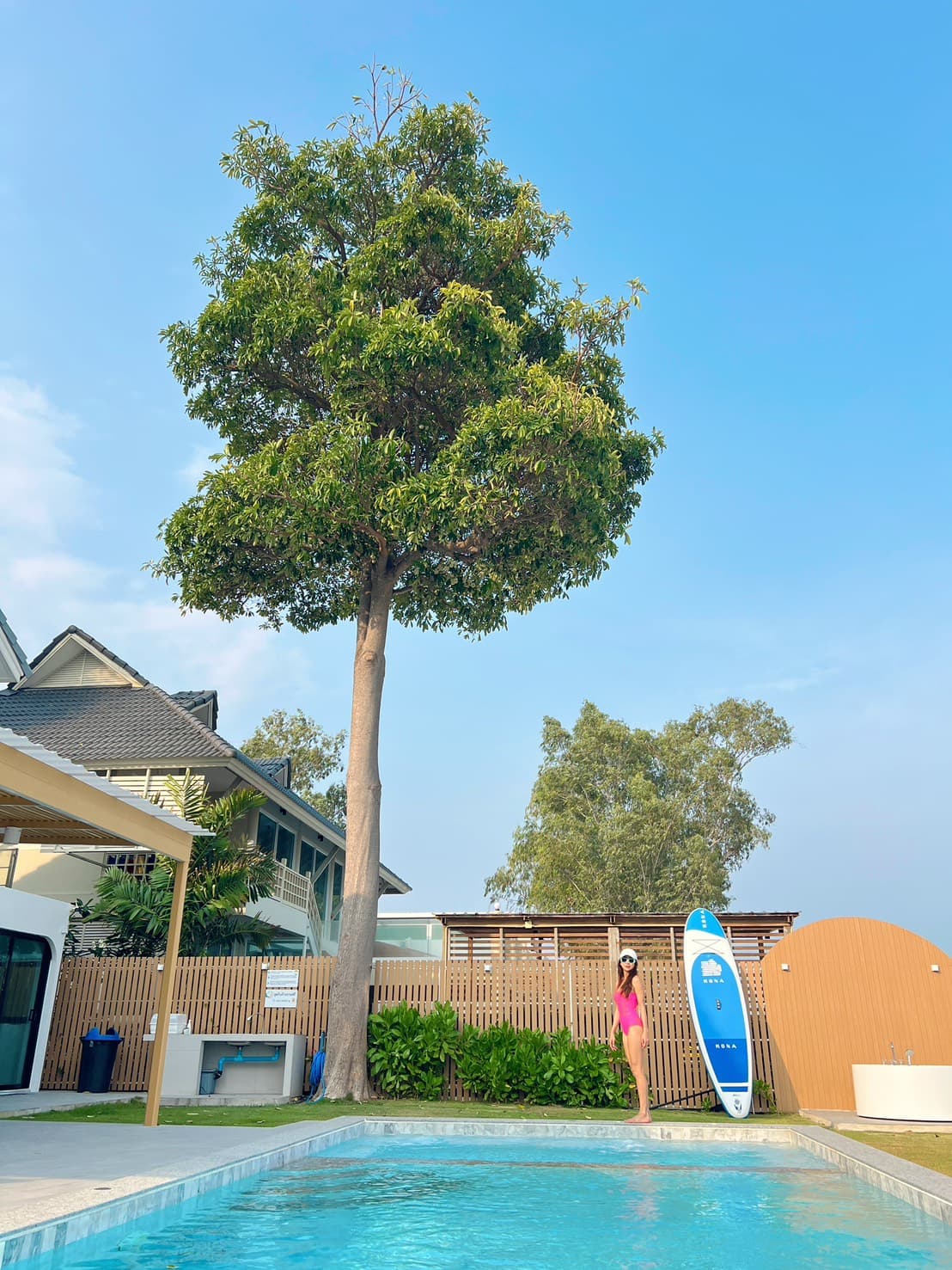 Pailay Beachfront Villa cha-am 12