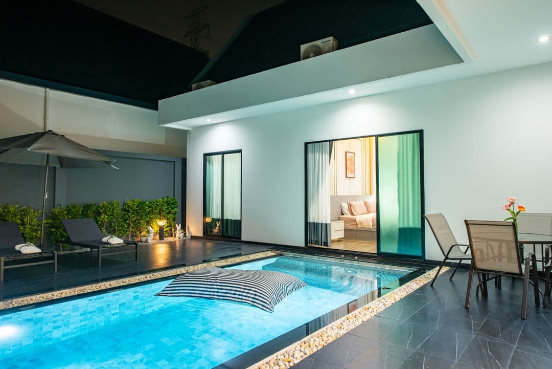 Nautica Pool Villa