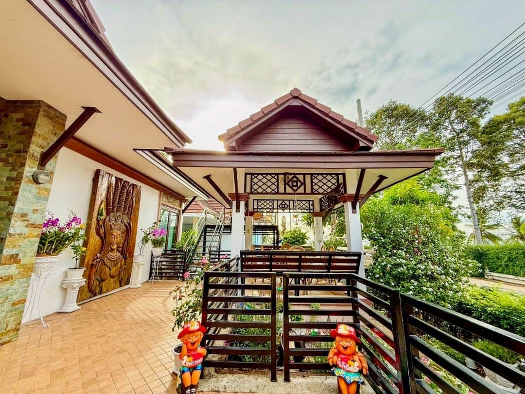 Horizon Pool Villa Bangsaray