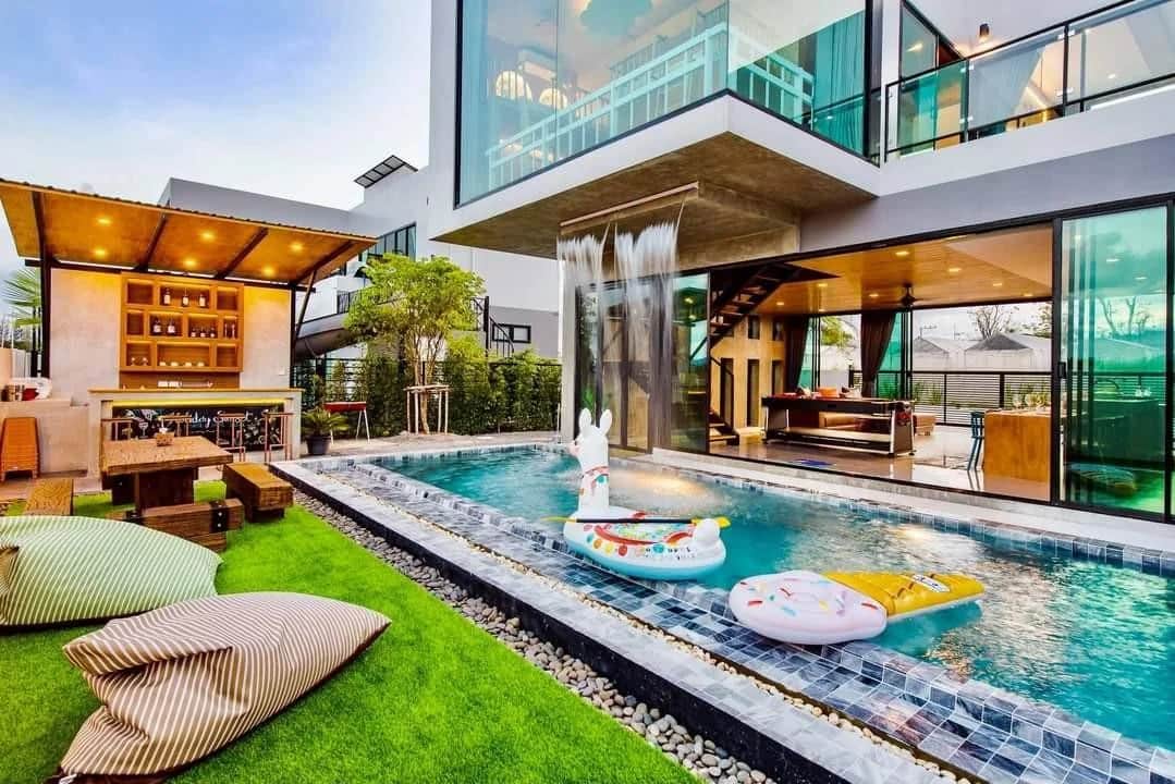 Holiday Hua Hin