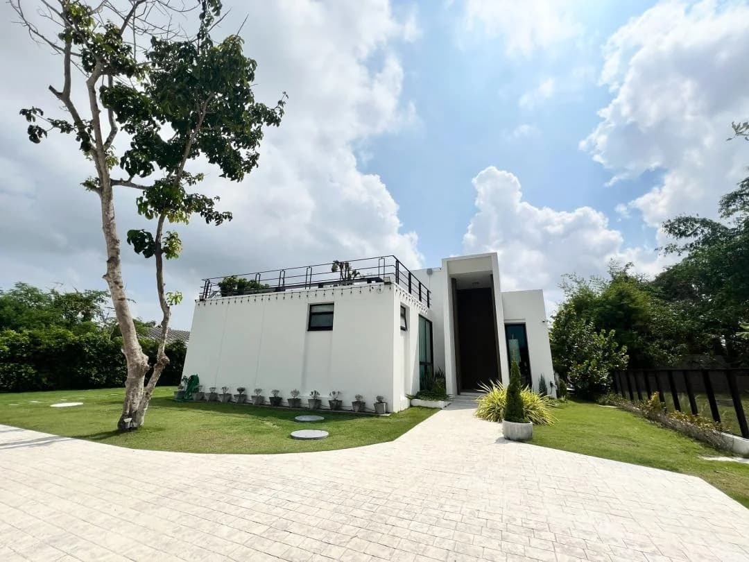 สระน้ำเกลือส่วนตัว 168 Garden Pool Villa