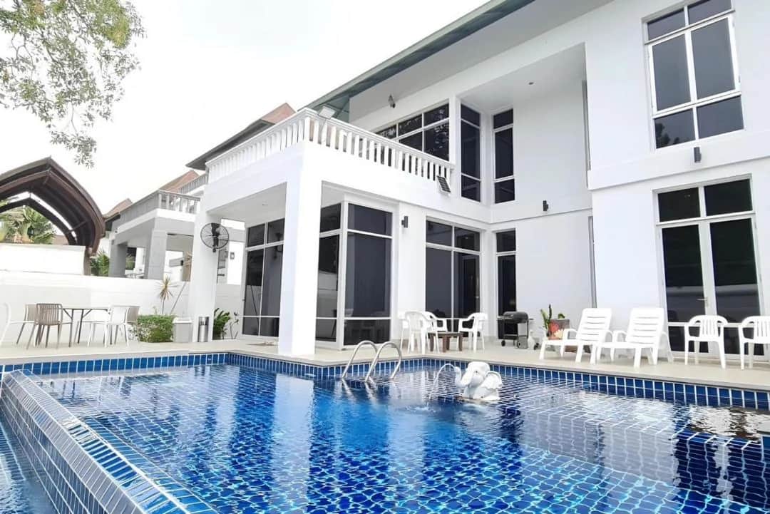 BM POOL VILLA PATTAYA