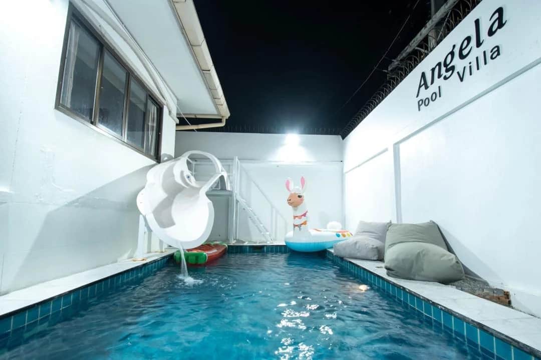 Angela Pool Villa