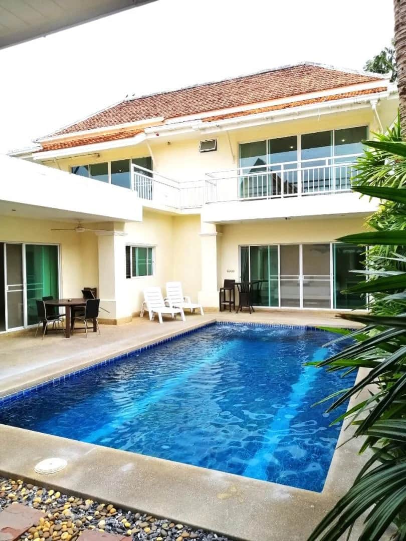 Na Jomtien Villa 1