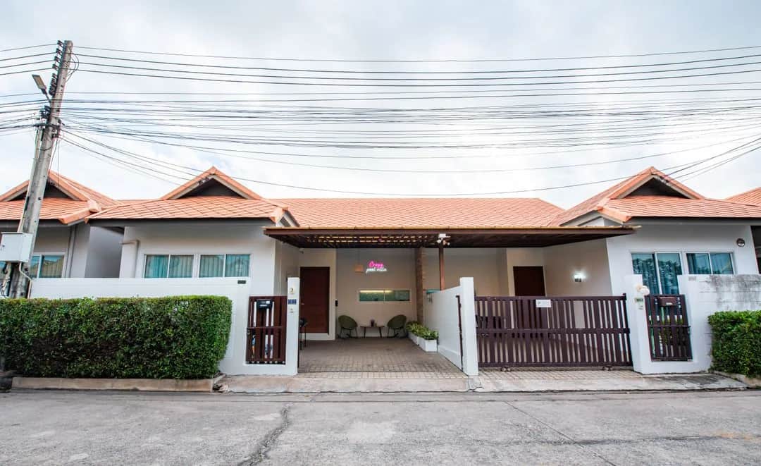 Crazy pool villa pattaya