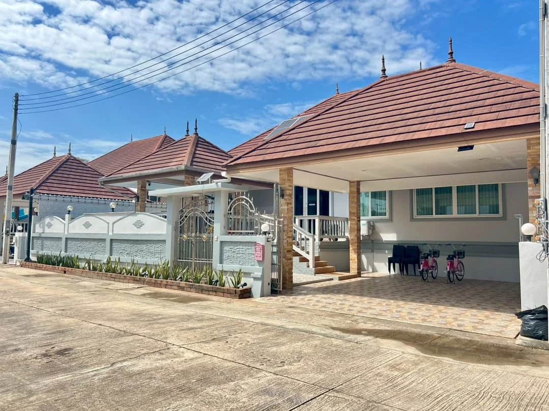 Gorges Sea Pool Villa บางเสร่ (G6)