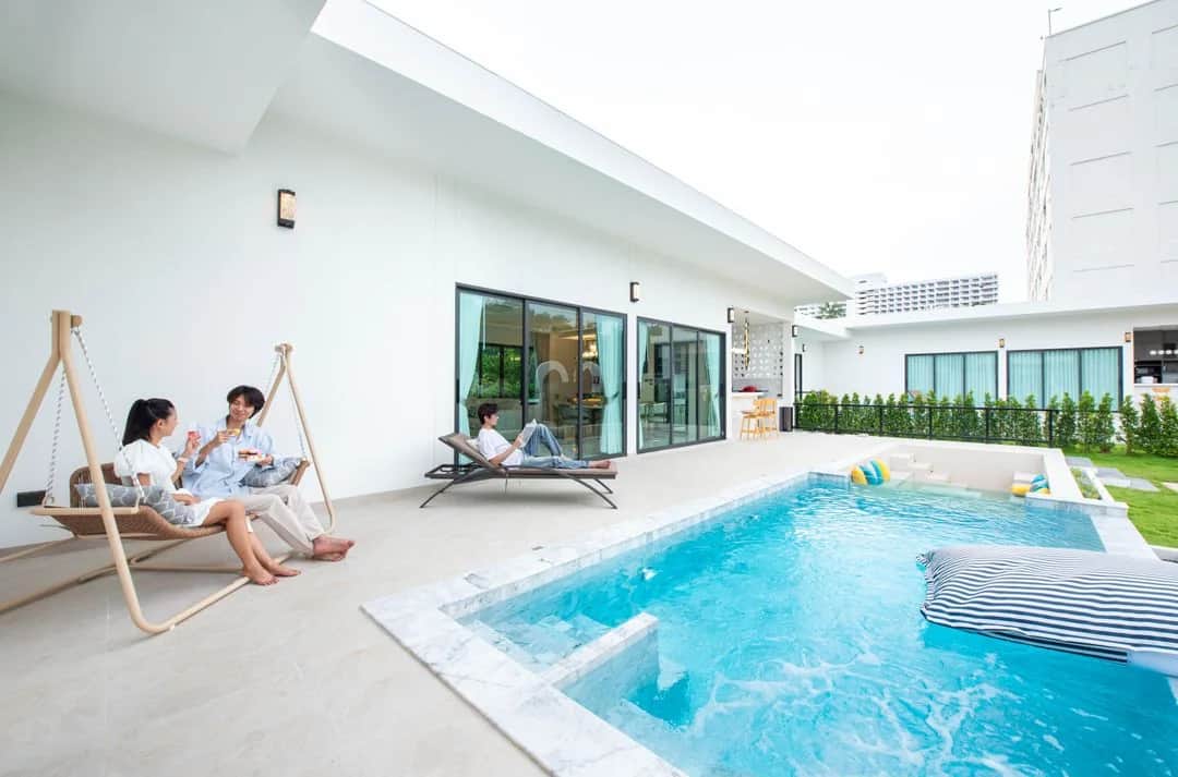 Olive Poolvilla 2