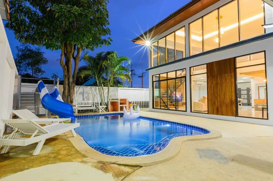 Sky Blue Pool Villa