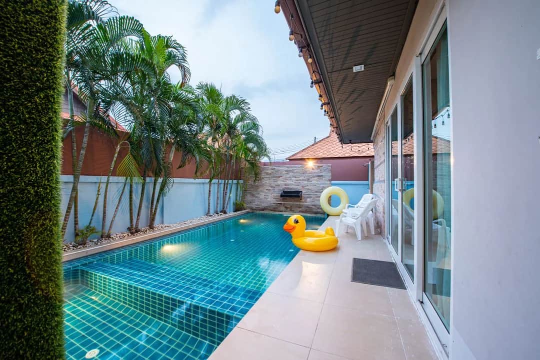 DADDY POOLVILLA