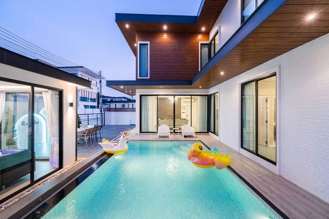 Aliss Poolvilla